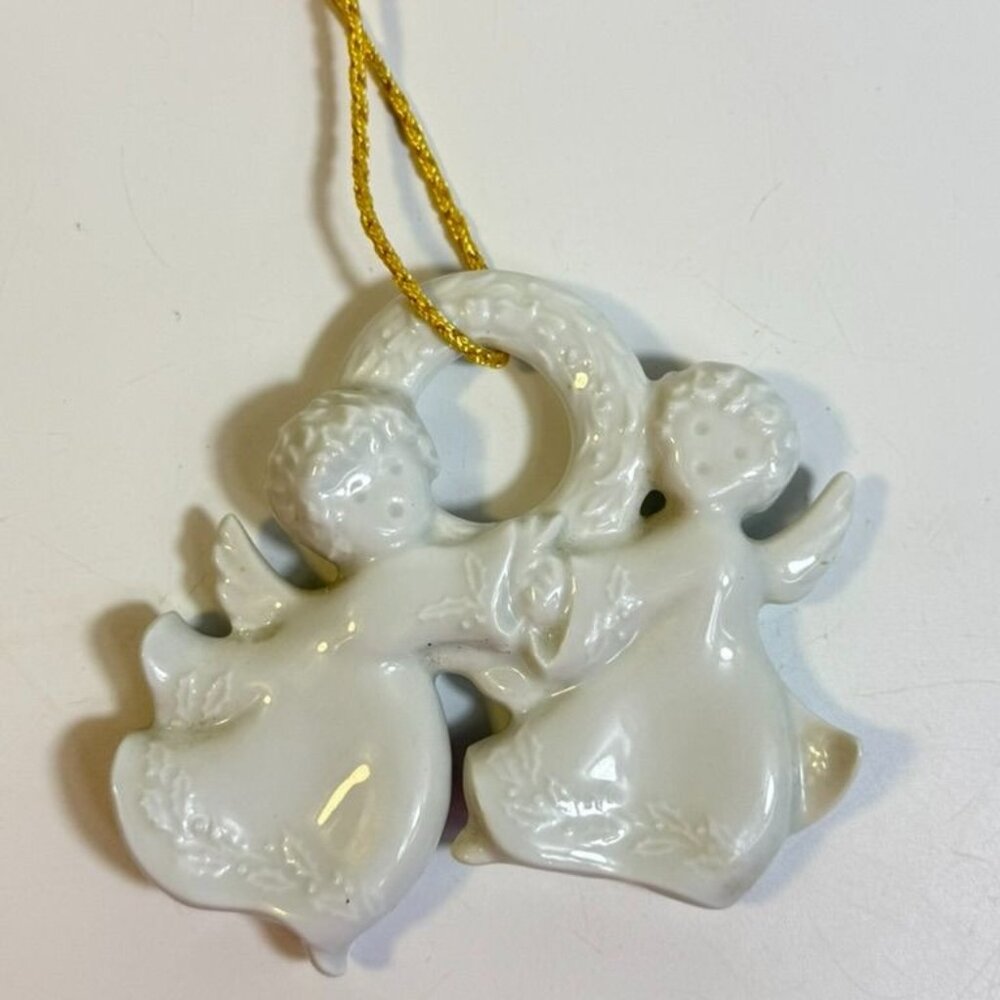 Christmas Tree Ornament Caroling Wreath Haviland Limoges Signed France 1986 - Picture 4 of 16
